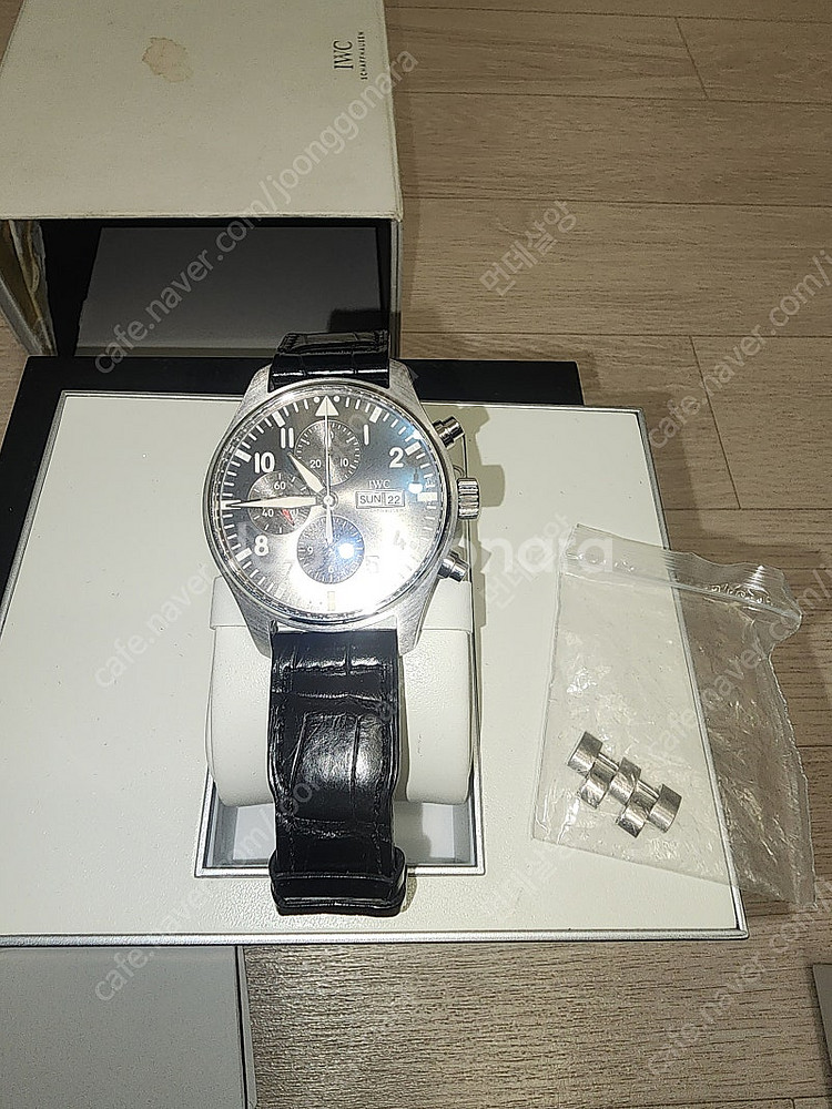 IWC 377719 파일럿 크로노 모델 팜니다--0