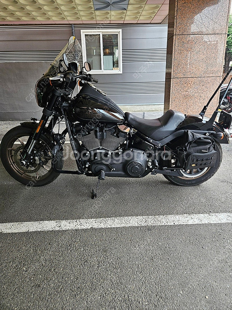 할리데이비슨 소프테일 로우라이더S 타이어 한셋트 준비완...--3