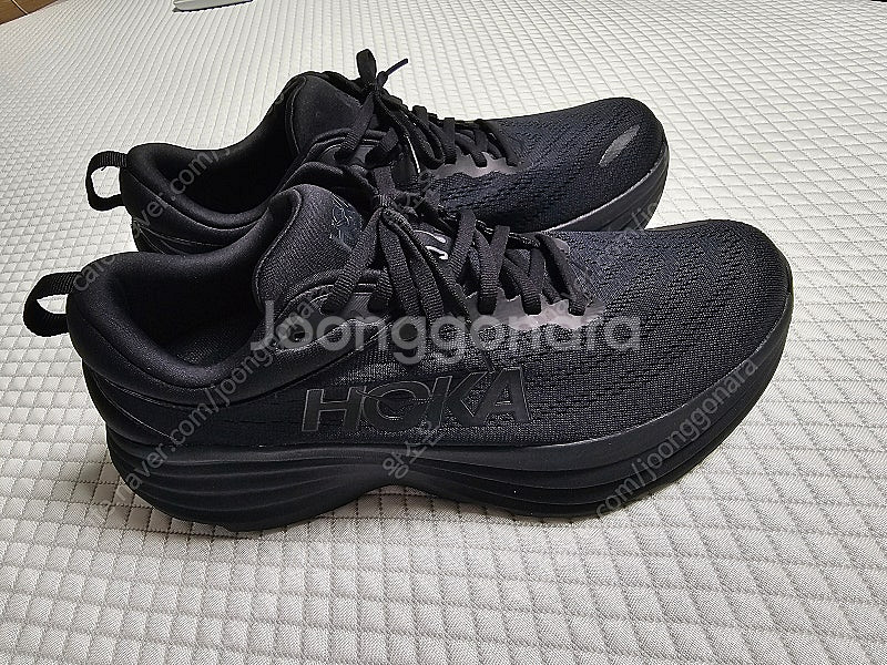 호카 본디8 레귤러 280 두번착용--2
