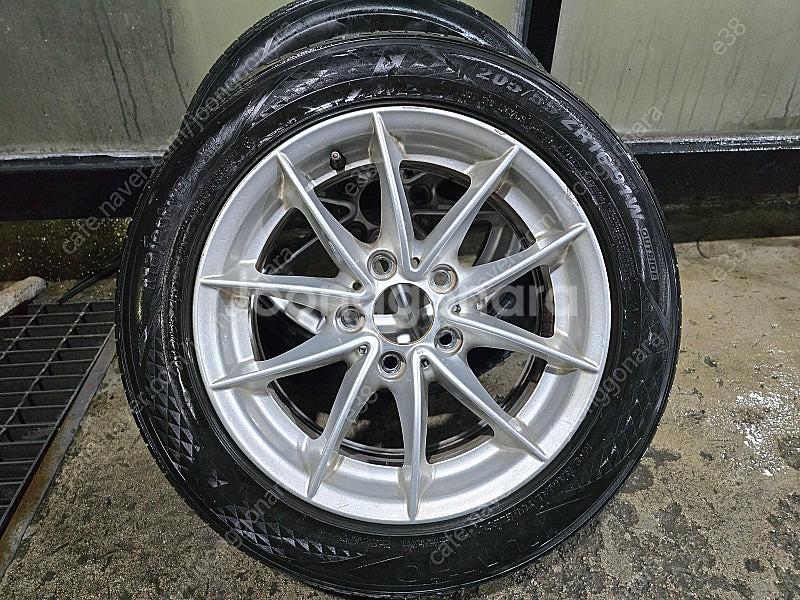 bmw e90 16인치 휠 한대분 팝니다--3