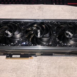 이엠텍 지포스 RTX 4080 GAMEROCK OC D6X 16GB (보석바) 팝니다.