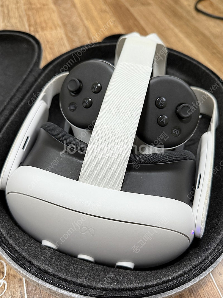 메타퀘스트 3 128GB 풀박스 판매합니다!--1