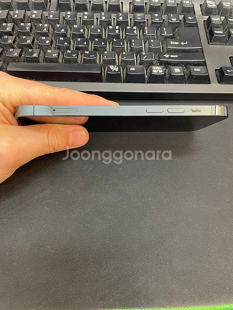아이폰12프로 블루 256GB 상태좋은 중고40만팝니다...--6