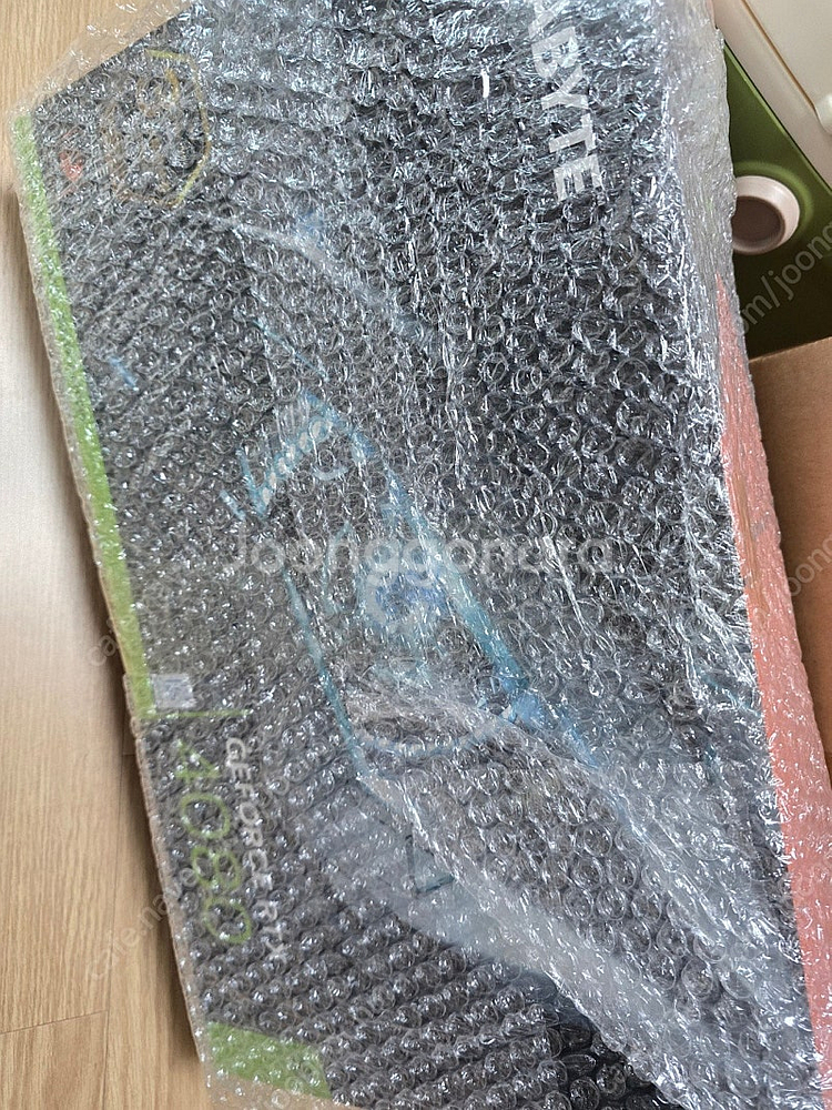기가바이트 RTX 4080 이글 OC 미사용 미개봉품--0