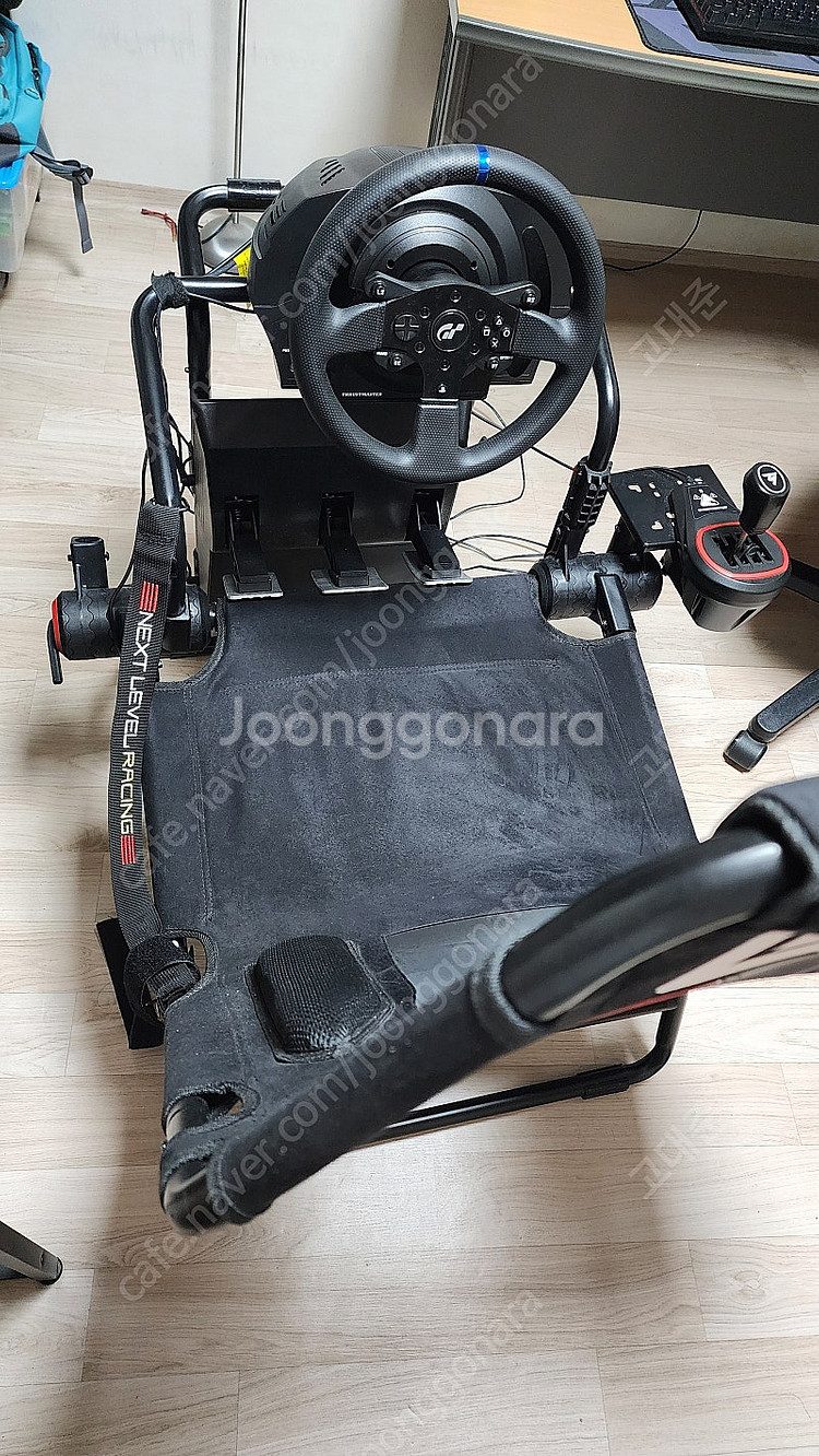 트러스트마스터 t300rs 변속기 레이싱시트 팝니다--4