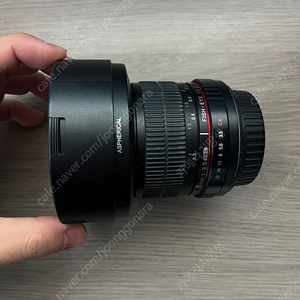 samyang 8mm F3.5 UMC Fish-eye II EF mount 판매합니다.