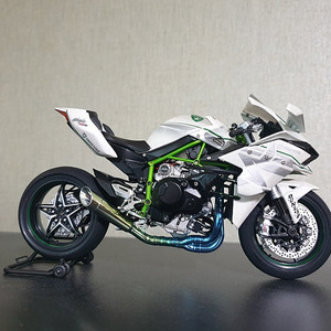 타미야 kawasaki 닌자 H2R 트릭스타 버젼 모형 1:12 프라모델