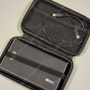 피키즈 PB-PD20N 뉴 몬스터 130W 20000mAh 보조배터리 팝니다