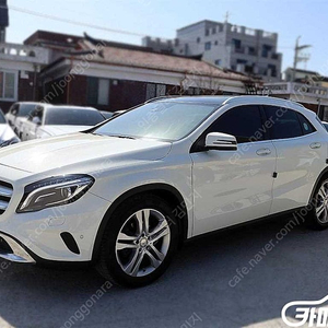 [벤츠]GLA클래스 X156 GLA200 D 4MATIC ★중고차★중고차매입★전액할부★저신용자★신불자★소액할부★현금★카드 전부 가능합니다!