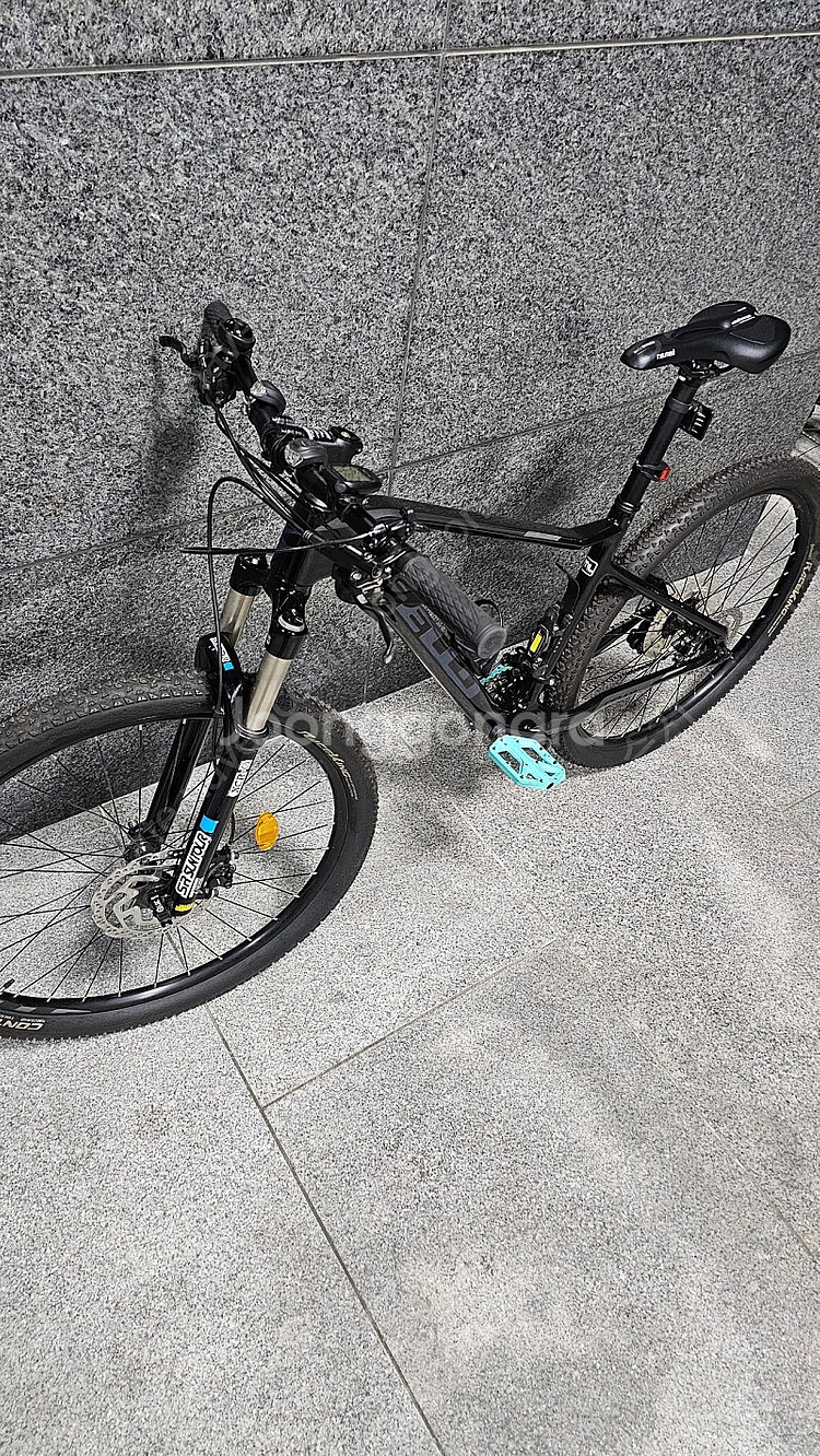 첼로 xc pro 10 팝니다. 자전거 카본 mtb 2...--1