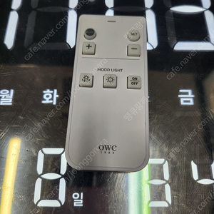 OWC 이클립스 조명 LED 시계ㅡ실버