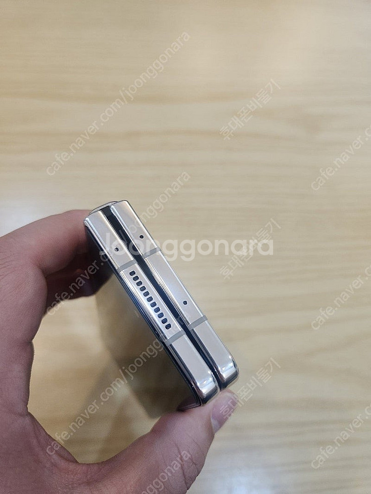 삼성 갤럭시Z폴드4 256기가 크림칼라 액정기스 없는 ...--4