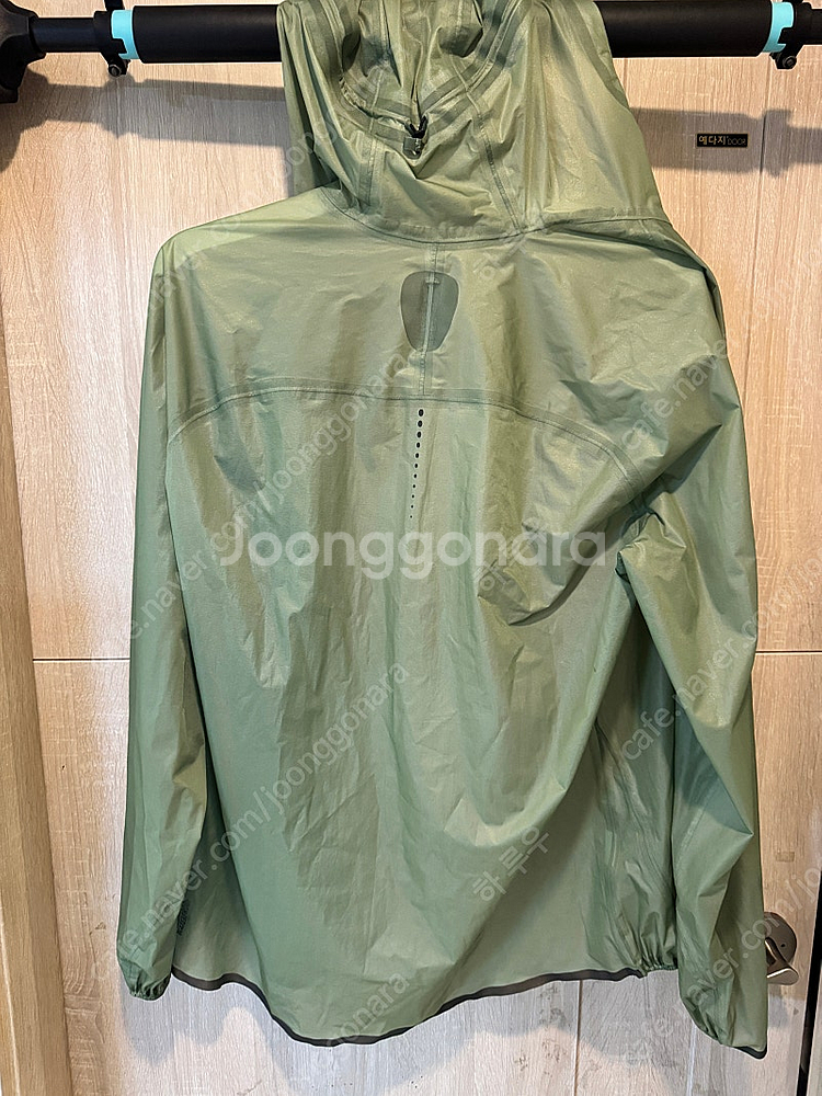 오들로 제로웨이트 듀얼 드라이 워터프루프 자켓 (XL)--6