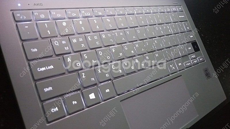 [판매]삼성 초경량 갤럭시북 이온/i7,램16G--6