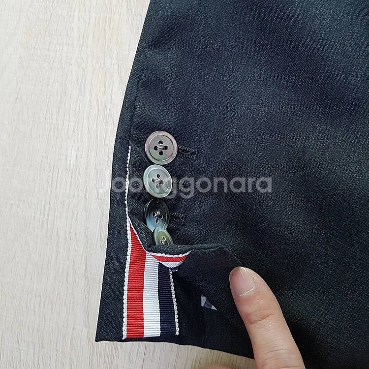 [95]정품 톰브라운 자켓 톰브셔츠 버버리셔츠 톰그레이...--4