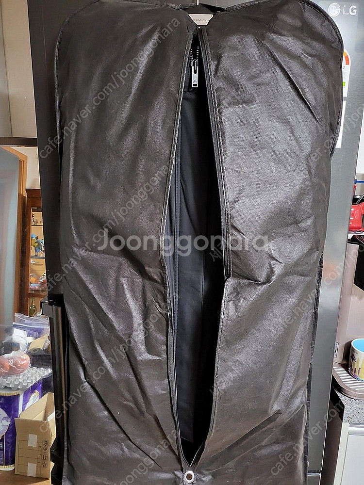 무스너클 정려원 패딩(M)사이즈 정품 30에 팔아요!--4