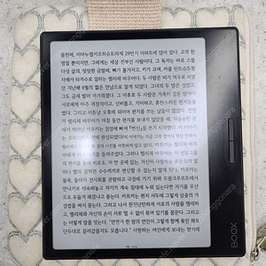 오닉스 북스 페이지 이북리더기 판매합니다.