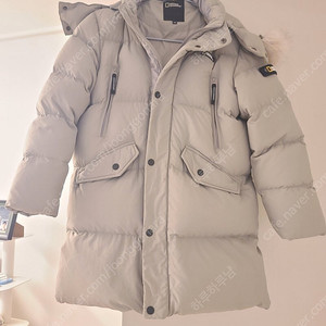 네셔널 지오그래픽 다운 패딩 140