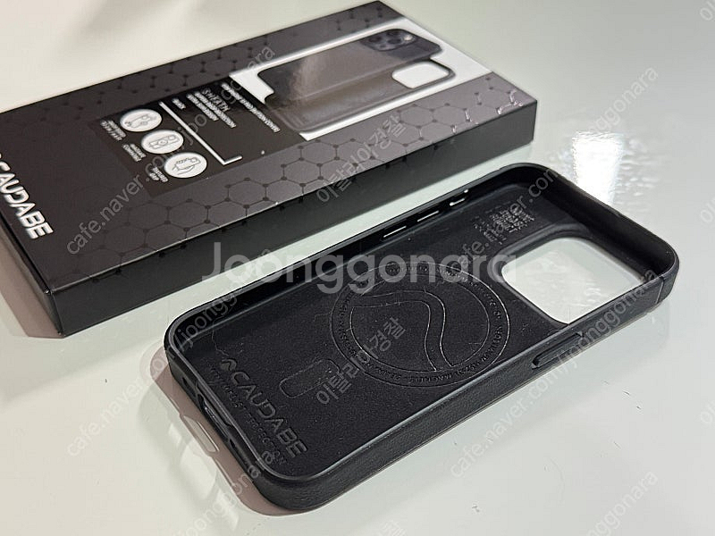 카우다베 CAUDABE 아이폰15프로 케이스--2