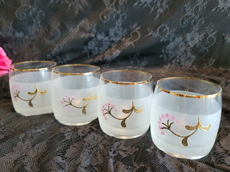 영국 로얄켄트 저그와 체코 보헤미아 컵6점 이미지