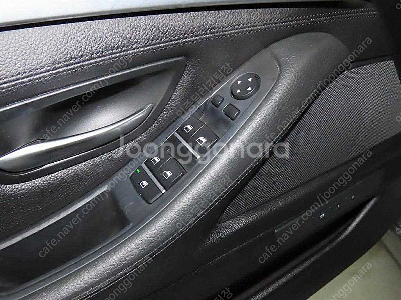 BMW 5시리즈 (F10) 520d xDrive M 에...--9