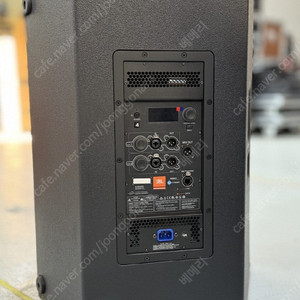 JBL SRX 815P 파워드스피커 (소프트케이스 포함) 4통 팝니다.