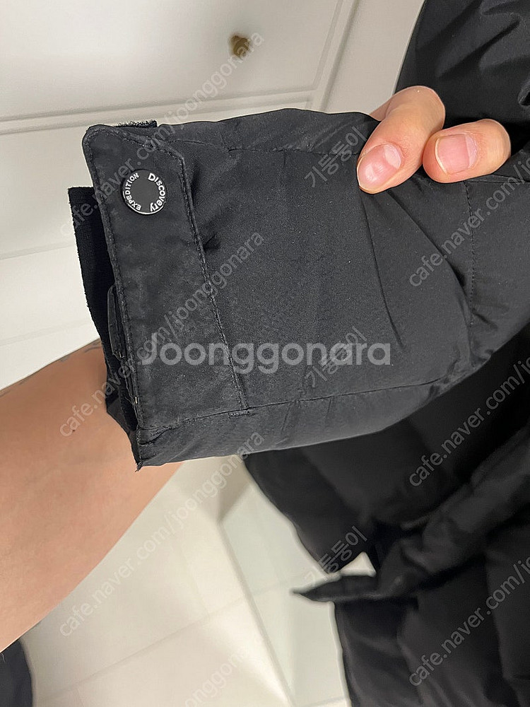 디스커버리 롱패딩 블랙컬러--5