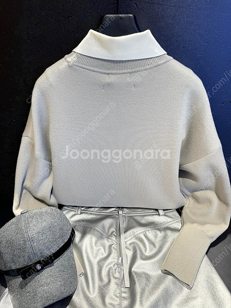 지포어여성 써클 크루넥스웨터--8