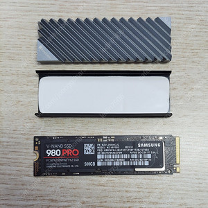 삼성 m.2 nvme ssd 980 pro 500g + 존스보 방열판