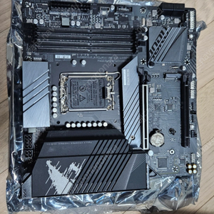 기가바이트 B760M AORUS ELITE D4 (피씨디렉트) 팝니다.