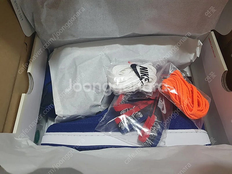 정품 새제품 나이키X스투시 나투시 반달하이 280--3