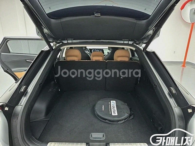 [기아]EV6 롱레인지 어스 (5인승) 2022 년 중고차/전액할부/중고리스/여유자금/--8