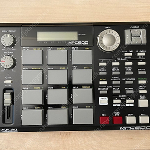 AKAI MPC 500 신품급 플박