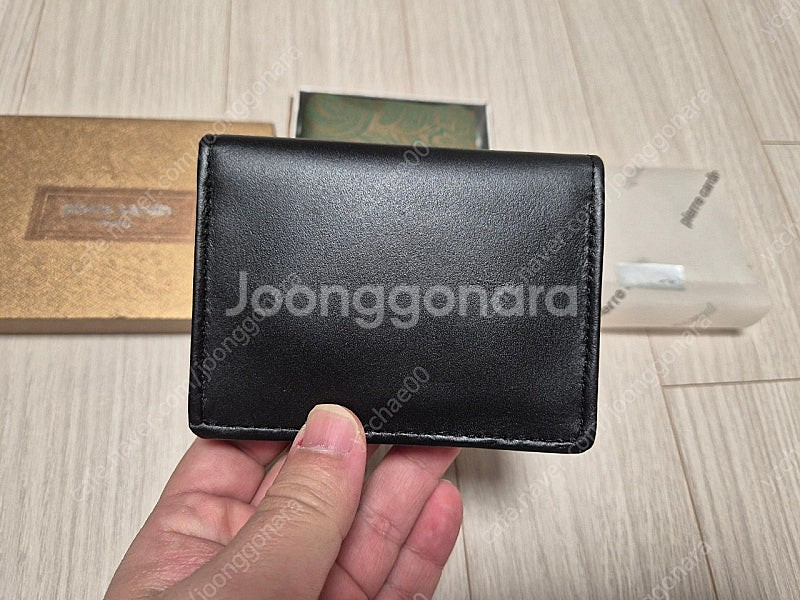 [미사용새제품]피에르가르댕 정품 검정색 가죽 반지갑--1
