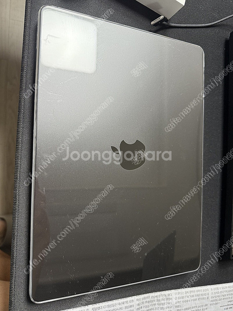 맥북 프로 M3 14인치 18gb 1테라 팝니다.--2