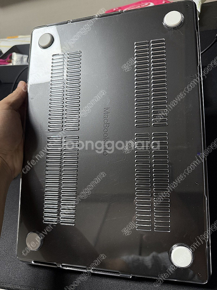 맥북 프로 M3 14인치 18gb 1테라 팝니다.--3