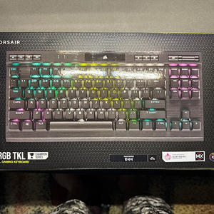 커세어 k70 RGB TKL 저소음적축 키보드 판매합니다