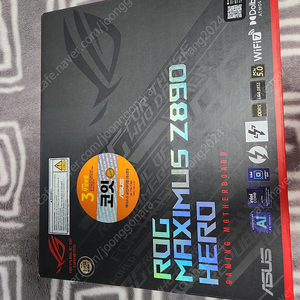 ASUS ROG MAXIMUS Z890 HERO