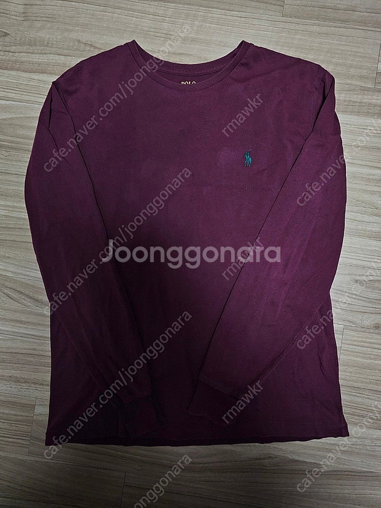 폴로 롱슬리브 긴팔 티셔츠 S사이즈 판매합니다.--1