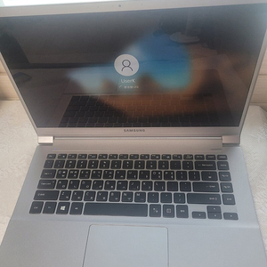 삼성 nt 901x5j 15인치 i7 7500u​ mar 16GB​ssd 256gb