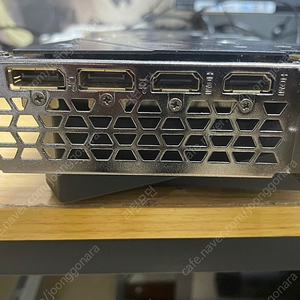 기가바이트 그래피카드 RX6800 16GB 팝니다