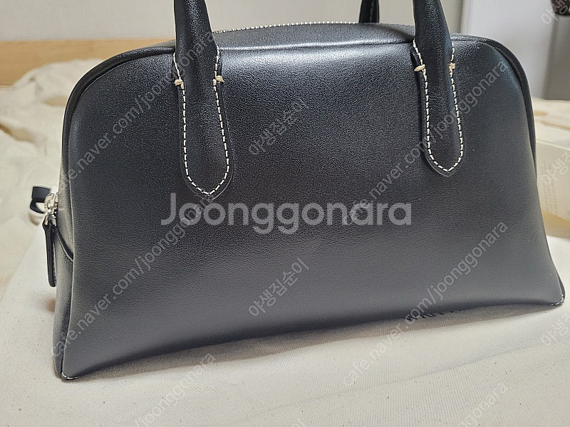 낫띵리튼 골프백 미니 블랙 판매합니다--1