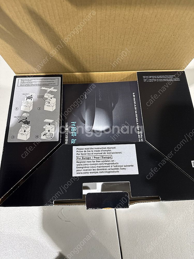 Sony HMZ-T3W--1
