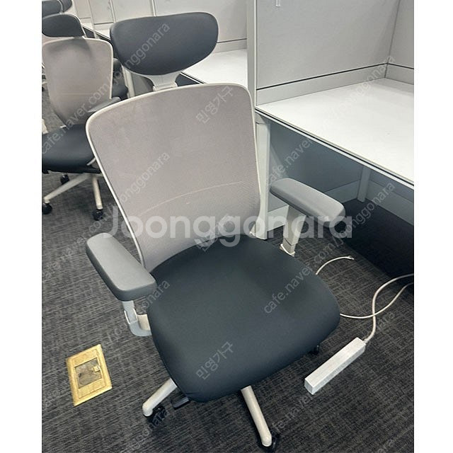 퍼시스 사무용가구 책상 의자 파티션 회의테이블 등등 새...--0