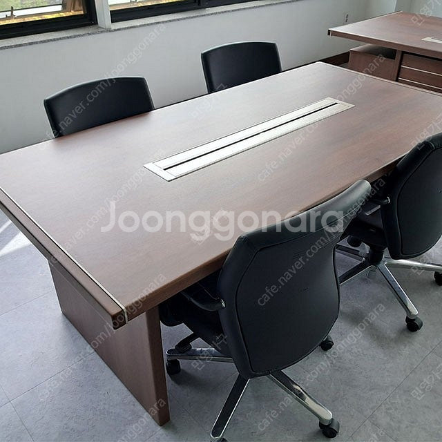 퍼시스 사무용가구 책상 의자 파티션 회의테이블 등등 새...--9