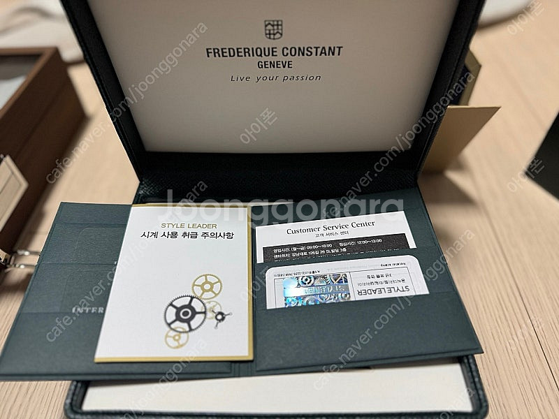 프레드릭 콘스탄트 클래식 신형 까레 오토매틱시계 디버클--7