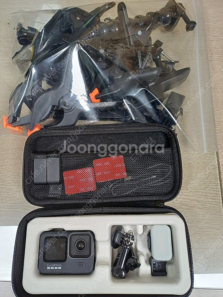고프로 HERO 9 BLACK 액션캠, 클램프암 및 악...--3