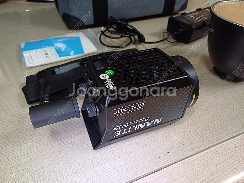 난라이트 포르자 60B 촬영용 조명 (NanLite F...--6