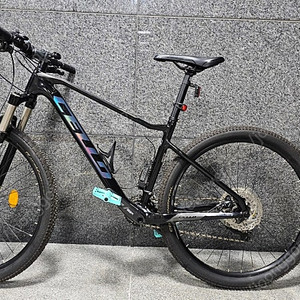 첼로 xc pro 10 팝니다. 자전거 카본 mtb 27.5