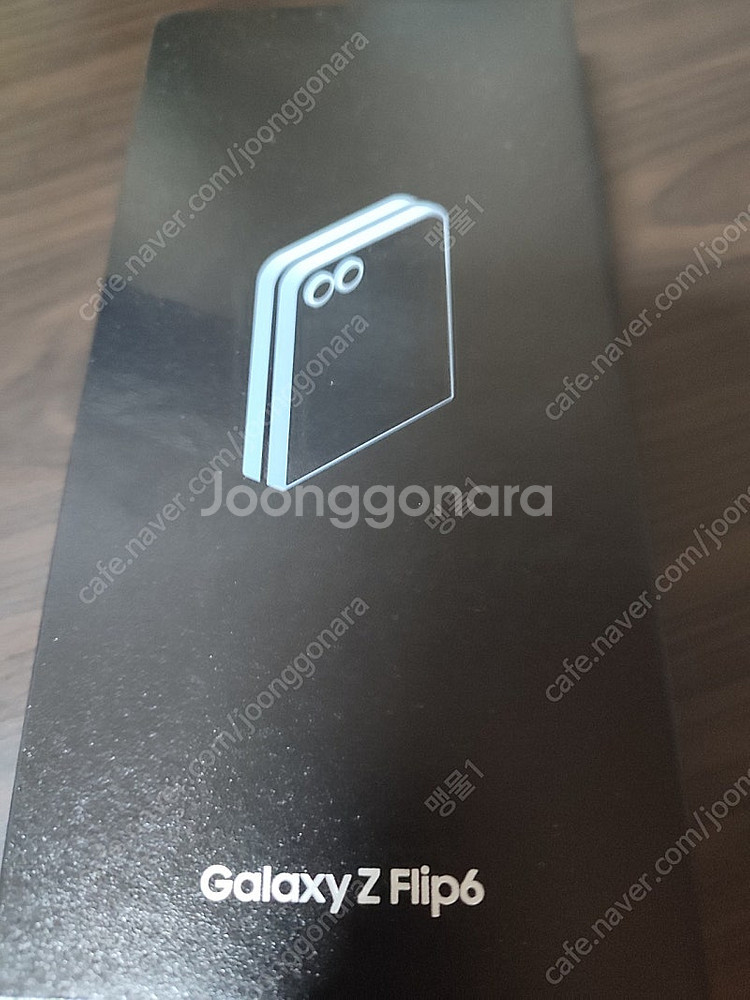 갤럭시 플립6 256기가 블루 미개봉팝니다.--0